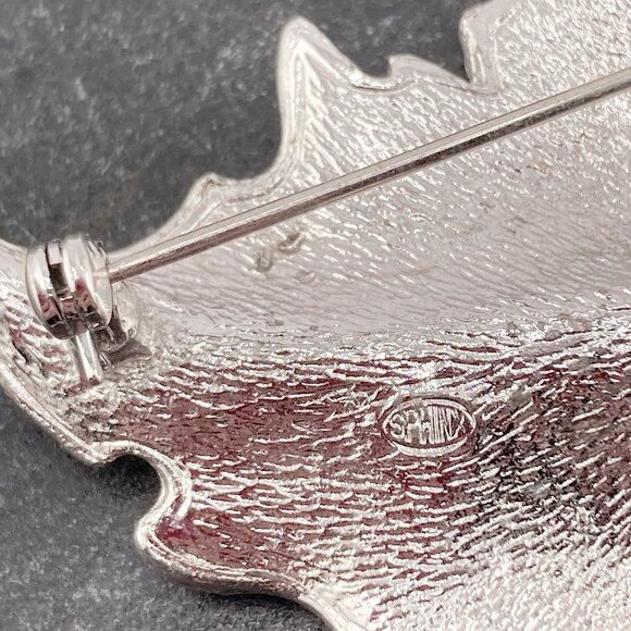 SPHINX Vintage brushed silver tone metal maple leaf brooch ~ Signed jewelry pin - Picture 7 of 9